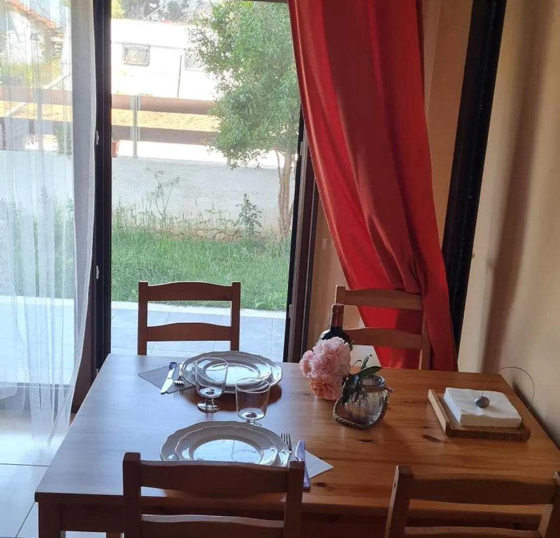 V&V Appartement Flogita 0*,
